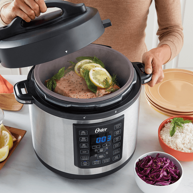 Multi Olla Express Oster CKSTPCEC6801 Plateado Y Negro 5.7 L 1 Pz - H-E-B  México