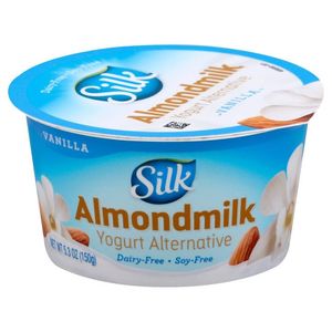 Silk Yogurt Almendra Vainilla 150 g Yogurt Griego Natural con Topping 135 g