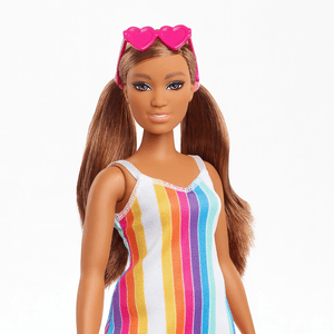 Barbie Muneca Loves The Ocean Vestido Arcoiris 1 Pz