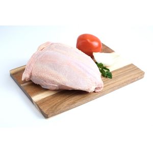 Pechuga de Pollo con Hueso Y Piel Congela 1 kg